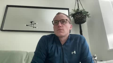 Snapshot of hotholby86 chatting on January 5, 2025, 3:23 pm hotholby86 online show from January 5, 2025, 3:23 pm