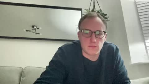 Snapshot of hotholby86 chatting on January 18, 2025, 5:37 pm hotholby86 online show from January 18, 2025, 5:37 pm