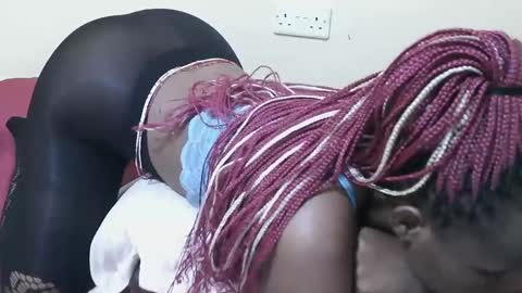 Snapshot of hothurley chatting on February 6, 2025, 12:16 pm Hurley online show from February 6, 2025, 12:16 pm