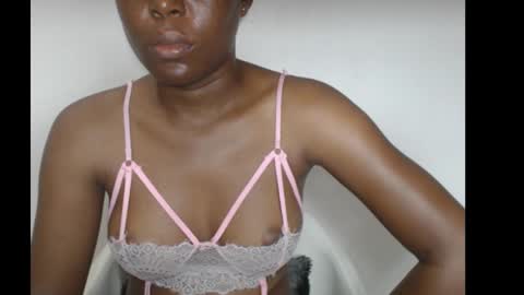 hotjessie0 online show from February 10, 2026, 4:27 am