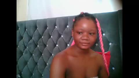 LOYCE online show from December 15, 2025, 8:07 am