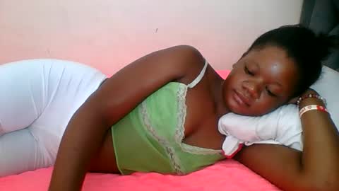 Snapshot of hotjeylee chatting on May 5, 2026, 7:27 am LOYCE online show from May 5, 2026, 7:27 am