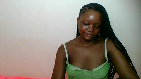 Snapshot of hotjeylee chatting on May 5, 2026, 9:23 pm LOYCE online show from May 5, 2026, 9:23 pm