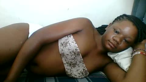 Snapshot of hotjeylee chatting on May 16, 2026, 3:36 am LOYCE online show from May 16, 2026, 3:36 am