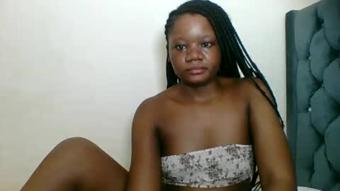 Snapshot of hotjeylee chatting on May 24, 2026, 11:54 pm LOYCE online show from May 24, 2026, 11:54 pm