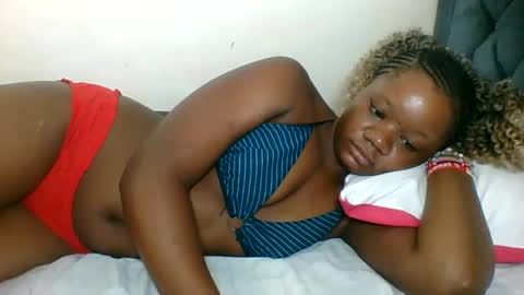 Snapshot of hotjeylee chatting on June 1, 2026, 10:55 pm LOYCE online show from June 1, 2026, 10:55 pm