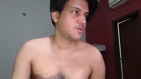 Snapshot of hotjkeanu chatting on February 19, 2026, 10:28 pm James-Hotxx online show from February 19, 2026, 10:28 pm