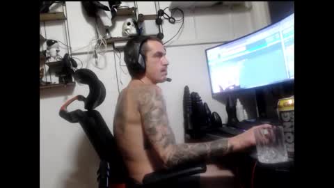 hotkinkytat online show from January 1, 2025, 7:09 am