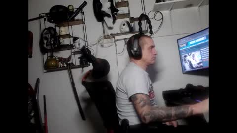 hotkinkytat online show from January 31, 2025, 2:37 am