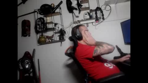 hotkinkytat online show from February 2, 2025, 3:32 am