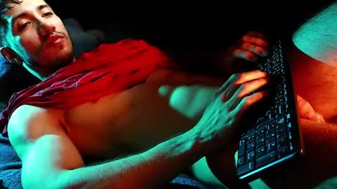 Snapshot of hotlatinking chatting on May 16, 2026, 4:09 am Hotlatinking online show from May 16, 2026, 4:09 am