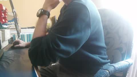 hotleopold online show from April 17, 2026, 11:57 am