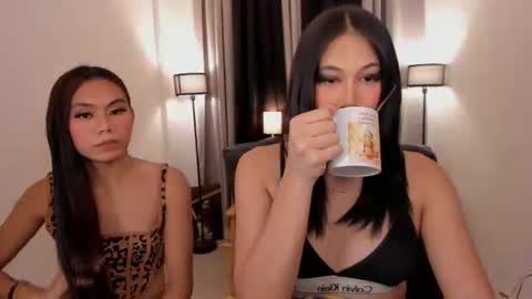 hotlestalinsandra online show from May 13, 2026, 11:55 pm