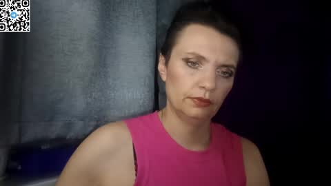 hotmamaqueen234 online show from May 31, 2026, 6:20 pm