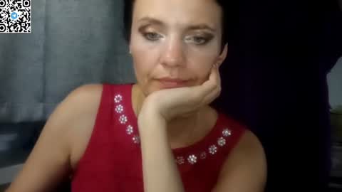 hotmamaqueen234 online show from June 11, 2026, 11:03 pm
