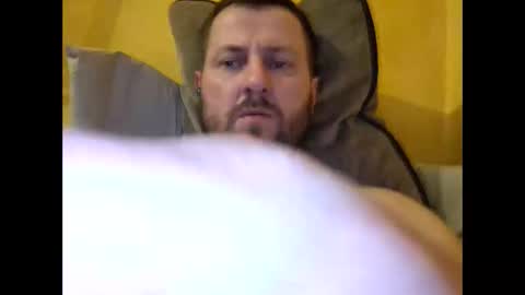 hotmariusz15 online show from February 15, 2026, 10:28 pm