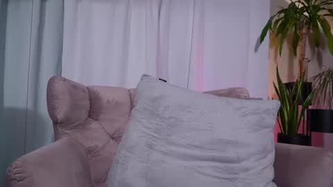 hotmilfbitch online show from February 21, 2025, 4:29 am