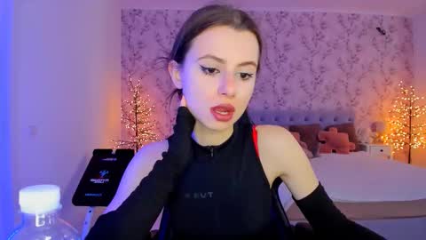 Snapshot of hotmolly_ chatting on March 26, 2026, 10:43 am hotmolly_ online show from March 26, 2026, 10:43 am