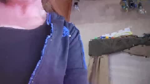 Snapshot of hotmom0610 chatting on March 3, 2026, 7:47 am hotmom0610 online show from March 3, 2026, 7:47 am