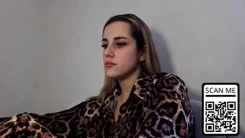 hotmusex online show from January 17, 2026, 1:27 pm