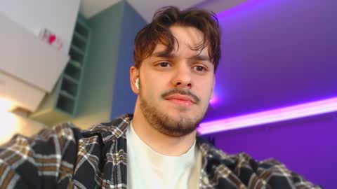 Snapshot of hotpolishsausage chatting on December 12, 2024, 2:26 am Jason online show from December 12, 2024, 2:26 am