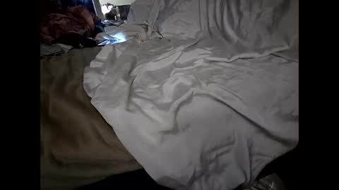 hotrox6942 online show from November 13, 2025, 8:02 am