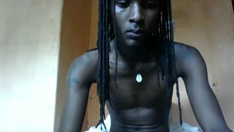 hotshadowx online show from May 29, 2026, 7:39 am
