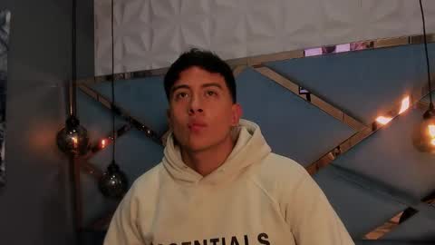 hott_boyy__ online show from November 9, 2025, 11:30 am