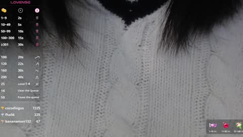 Snapshot of hottbee1 chatting on December 22, 2024, 12:39 am AMY online show from December 22, 2024, 12:39 am