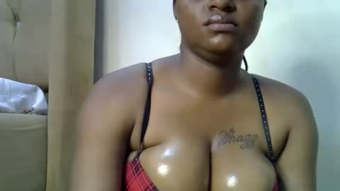hottie_divaa online show from May 17, 2026, 1:14 am