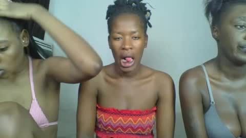 Snapshot of hottie_mistie chatting on July 8, 2026, 7:18 pm hottie_mistie online show from July 8, 2026, 7:18 pm