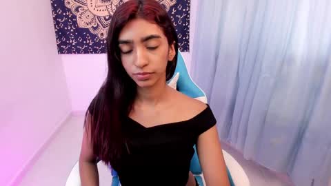 Veronica independent model online show from February 21, 2025, 6:26 pm