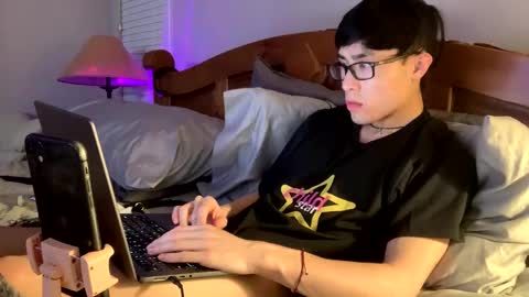 hottiewithabody101 online show from March 26, 2026, 10:15 pm