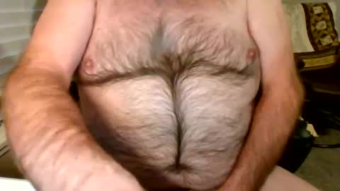 Snapshot of hottop_1981 chatting on November 26, 2025, 1:06 am Hottop 1981 online show from November 26, 2025, 1:06 am