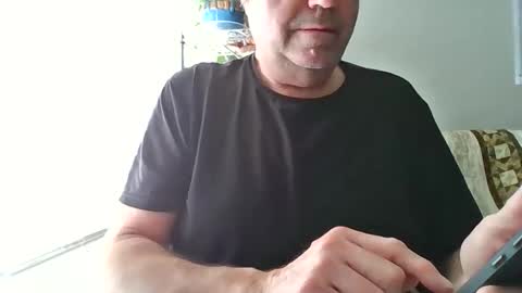 Snapshot of hottop_1981 chatting on March 1, 2026, 4:53 pm Hottop 1981 online show from March 1, 2026, 4:53 pm