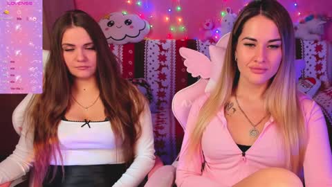 Snapshot of hotty_girls_here chatting on December 28, 2024, 6:17 am Ivanna and Jessica online show from December 28, 2024, 6:17 am