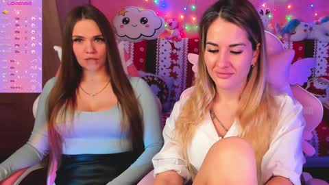 Snapshot of hotty_girls_here chatting on January 2, 2025, 6:07 am Ivanna and Jessica online show from January 2, 2025, 6:07 am