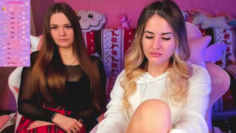 Snapshot of hotty_girls_here chatting on February 1, 2025, 6:10 am Ivanna and Jessica online show from February 1, 2025, 6:10 am