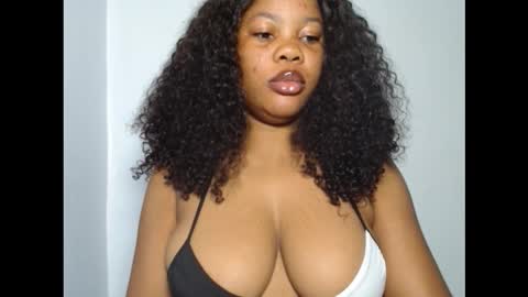 Snapshot of hotty_lora889 chatting on October 21, 2025, 6:58 am hotty_lora889 online show from October 21, 2025, 6:58 am