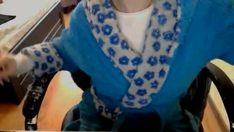 Mary online show from April 17, 2026, 8:50 am