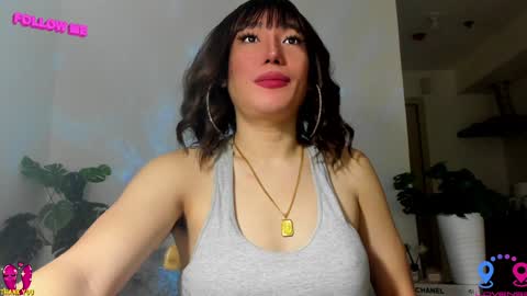 Snapshot of hottycrishinaxx chatting on January 31, 2025, 2:15 am crishinahotty online show from January 31, 2025, 2:15 am