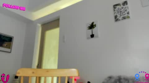 Snapshot of hottycrishinaxx chatting on March 2, 2025, 5:12 am crishinahotty online show from March 2, 2025, 5:12 am