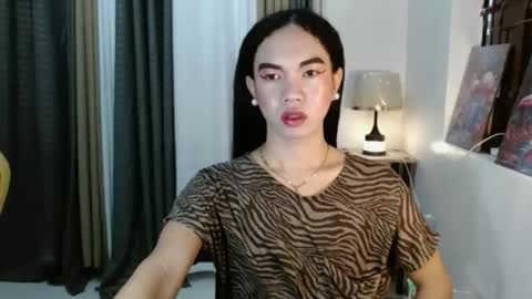 Snapshot of hottyshedah_0209 chatting on February 22, 2026, 6:24 am THALIE online show from February 22, 2026, 6:24 am