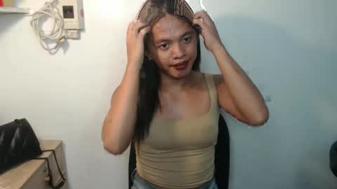 Valentina3 online show from April 8, 2026, 7:36 pm