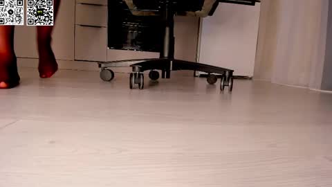 Susan online show from February 22, 2025, 12:40 pm