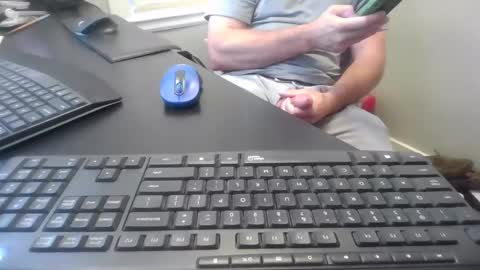 hoverday online show from September 26, 2025, 6:12 pm