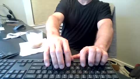 hoverday online show from July 6, 2026, 3:25 am