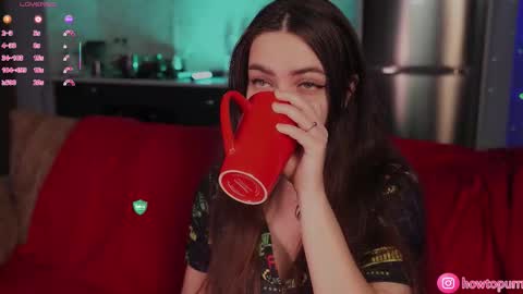 Mia online show from February 7, 2026, 5:05 pm