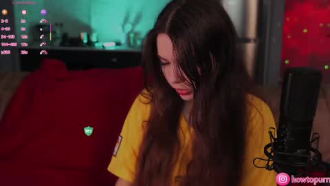 Mia online show from February 19, 2026, 5:09 pm