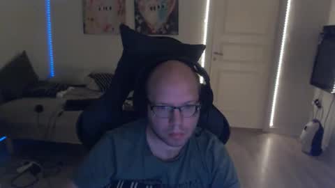 Christian online show from November 11, 2025, 7:52 am